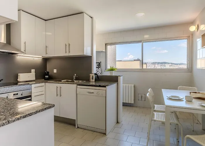 Ab Olympic Village Iii Penthouse شقة